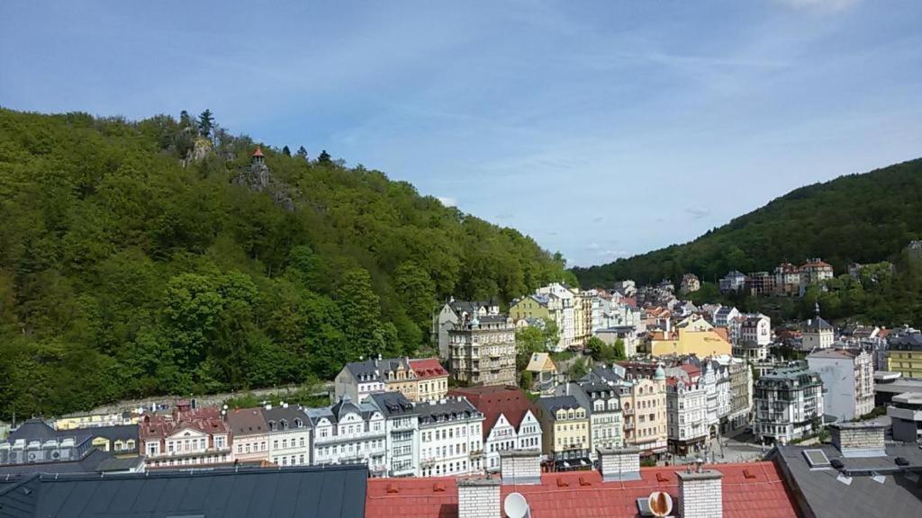 Fantasy Apartment Karlovy Vary Exterior photo